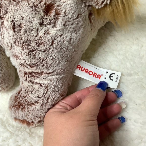 Aurora World 2015 Lion Plush Stuffed Animal Toy - Picture 4 of 5